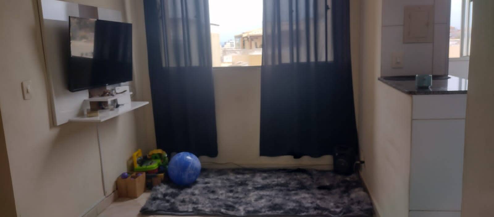 Apartamento à venda com 2 quartos, 70m² - Foto 1