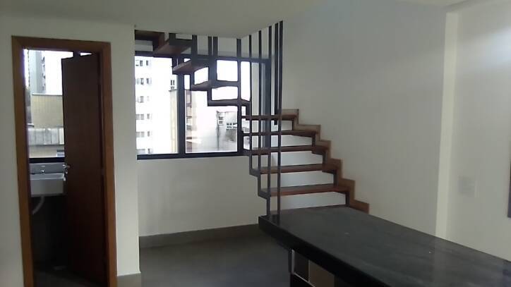 Apartamento à venda com 2 quartos, 74m² - Foto 1