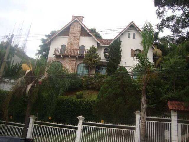 Casa para Venda em Belo Horizonte - 2